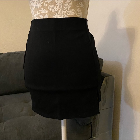 Mini skirt - Picture 1 of 1